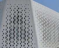 如何做好云南铝单板幕墙的日常维护？